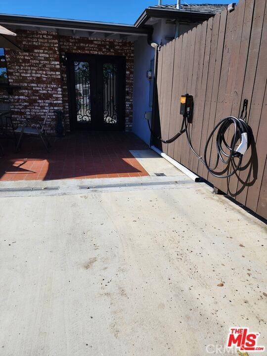 Reseda, CA 91335,7543 Enfield AVE