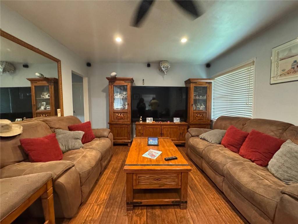 Sherman Oaks, CA 91411,5931 Tobias AVE