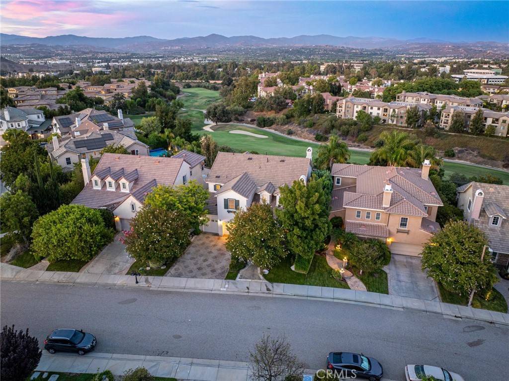 Valencia, CA 91381,26858 Pine Hollow CT