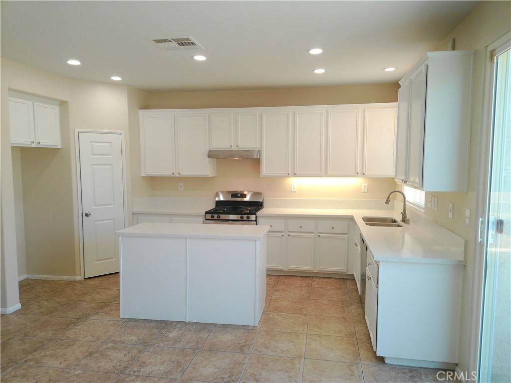 Palmdale, CA 93551,2545 Cattail PL