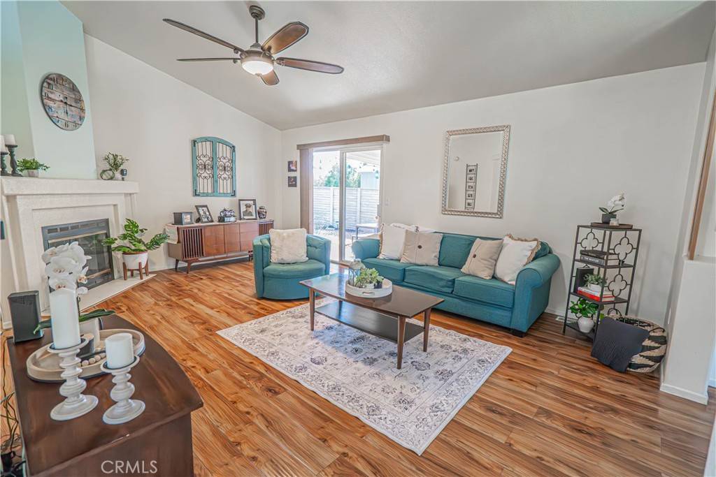 Canyon Country, CA 91351,20164 Crestview Dr.