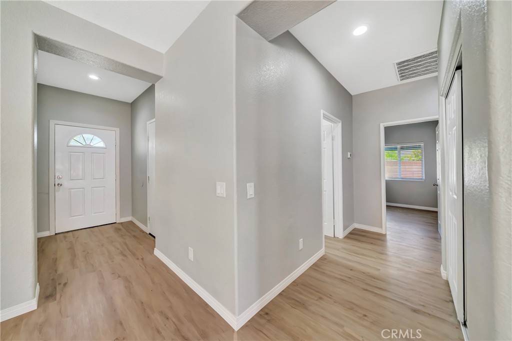 Lancaster, CA 93535,447 Corona CT