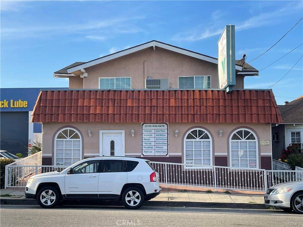 San Pedro, CA 90731,660 W 7th ST