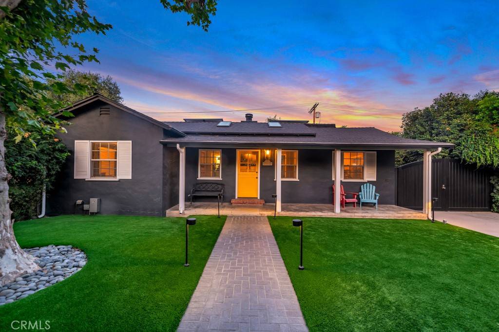 Valley Glen, CA 91401,5732 Mammoth AVE