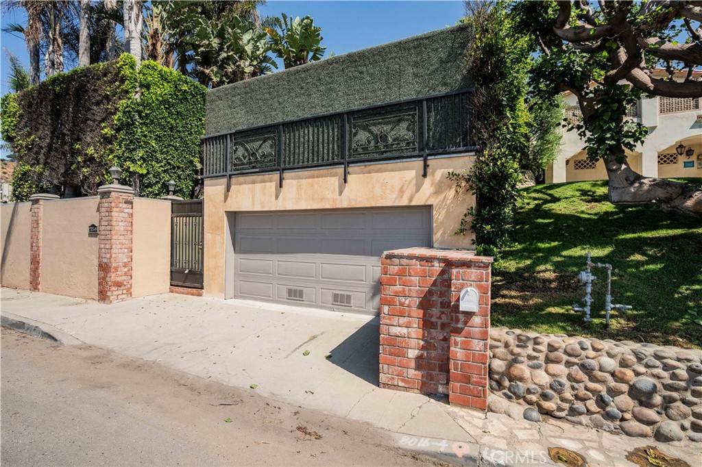 Malibu, CA 90265,21549 Pacific Coast HWY