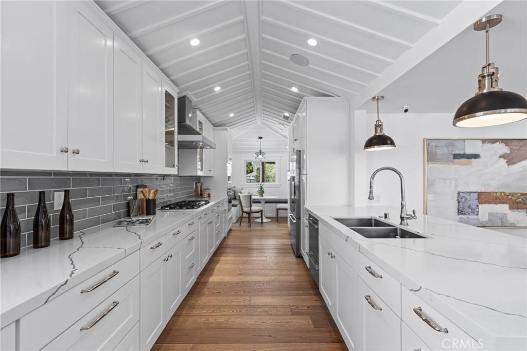 Sherman Oaks, CA 91423,12947 La Maida ST