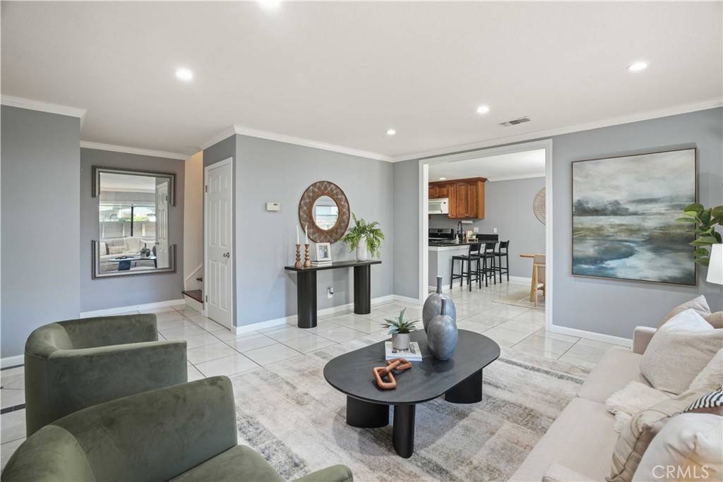 Newhall, CA 91321,23542 Newhall AVE #5