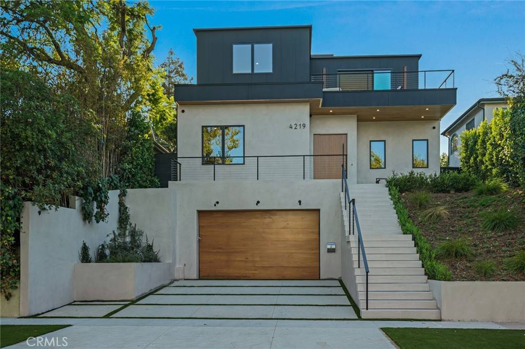 Sherman Oaks, CA 91423,4219 Costello AVE