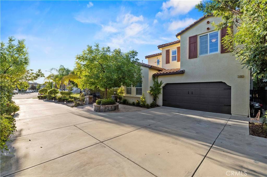 Valencia, CA 91355,24303 Las Palmas ST