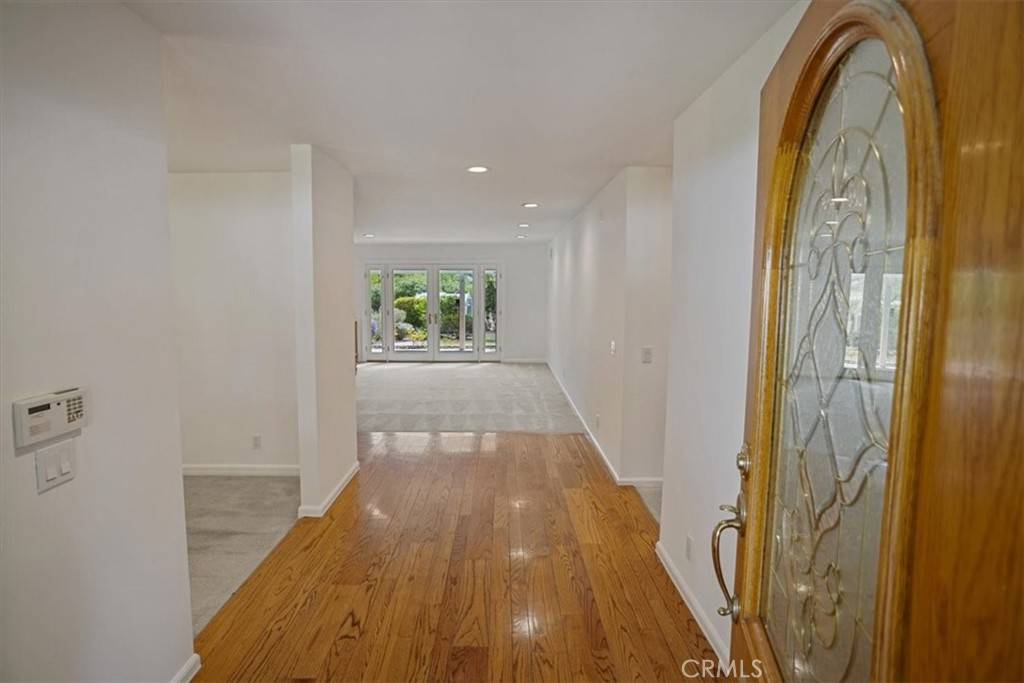 Castaic, CA 91384,29318 Hasley Canyon RD