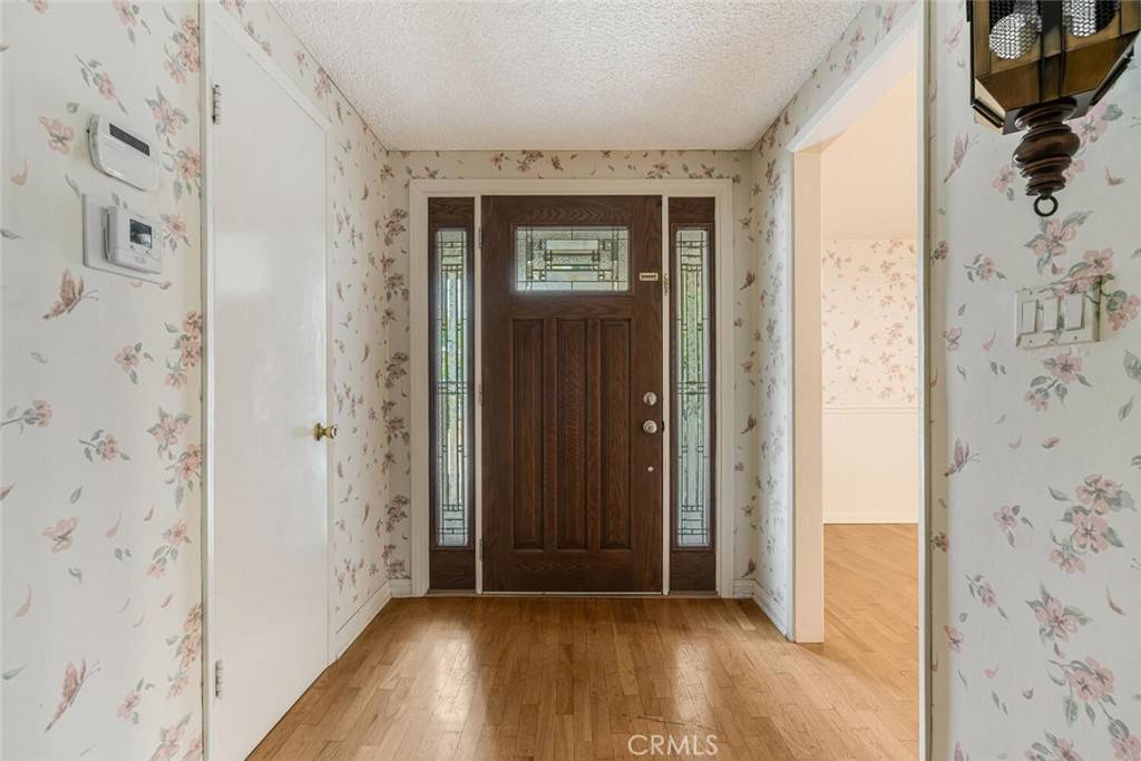 Woodland Hills, CA 91367,20410 Miranda ST