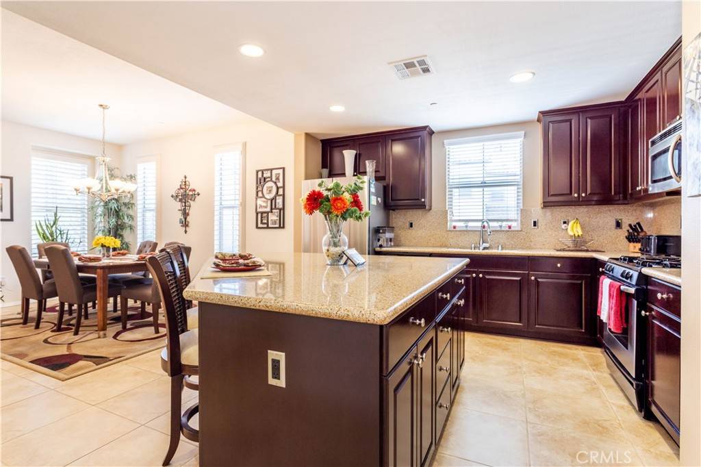 Porter Ranch, CA 91326,11220 Paseo Sonesta