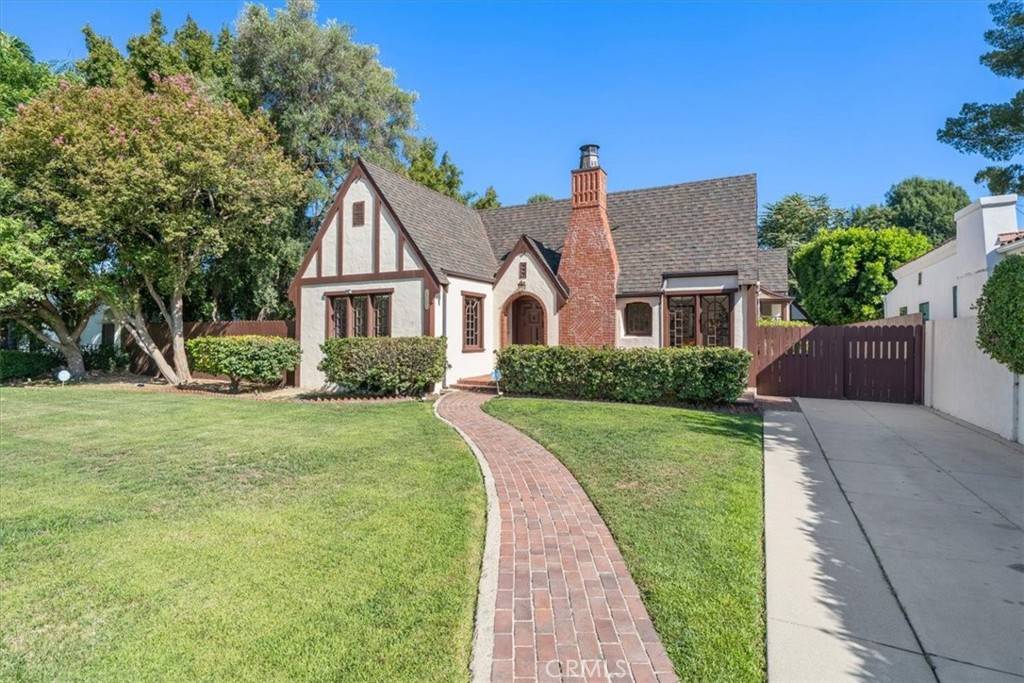 Toluca Lake, CA 91602,11155 Hortense ST