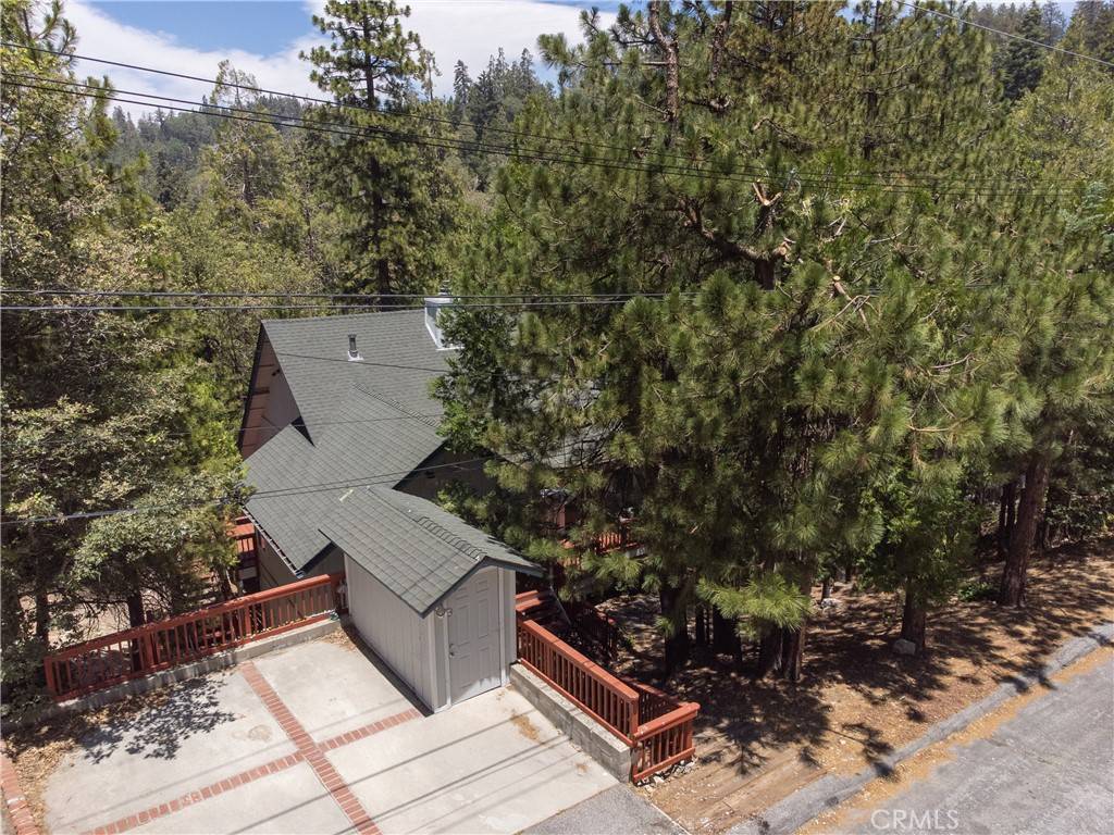 Lake Arrowhead, CA 92352,27020 Everest RD