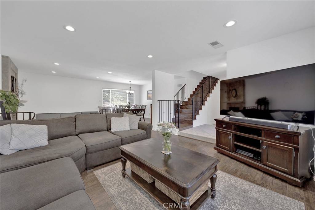 West Hills, CA 91304,8373 Denise LN