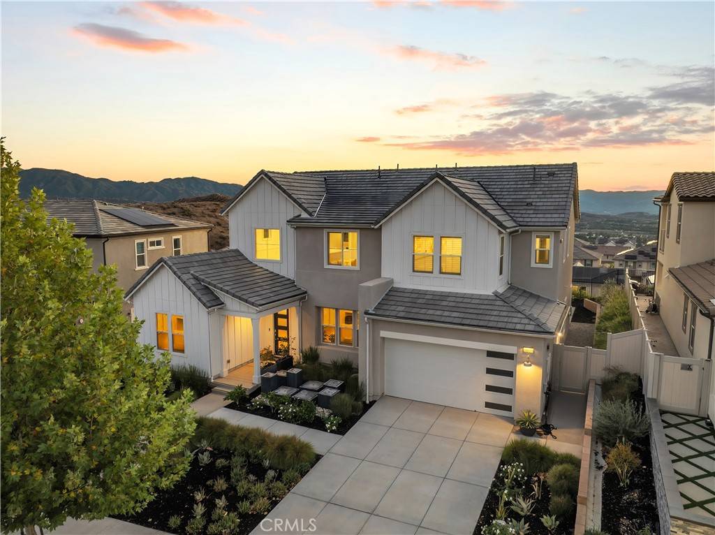 Saugus, CA 91350,28609 Windbreak TER