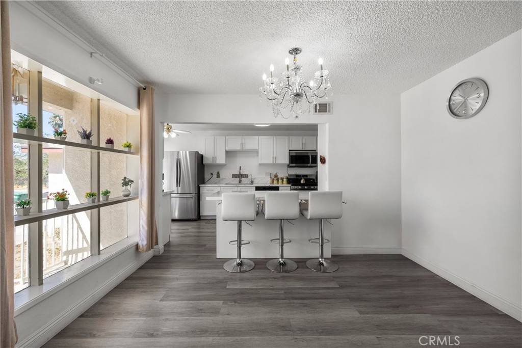 Lancaster, CA 93534,641 W Avenue J9