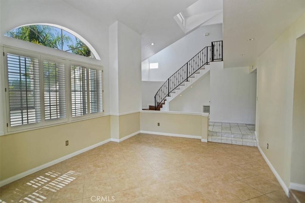 Agoura Hills, CA 91301,5530 Buffwood PL