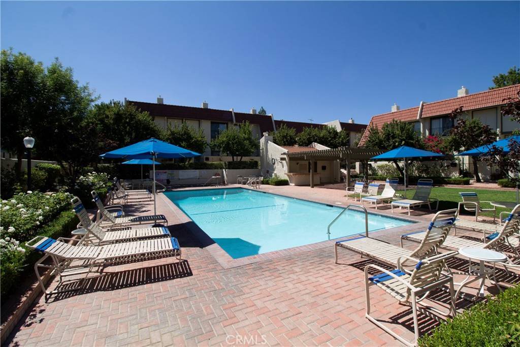 Woodland Hills, CA 91367,6204 1/2 Shoup AVE