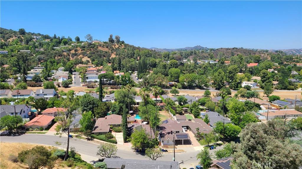 Woodland Hills, CA 91364,4328 TORREON DR