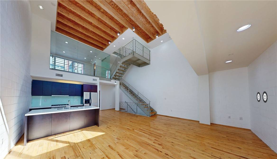 Studio City, CA 90068,3450 Cahuenga BLVD #301