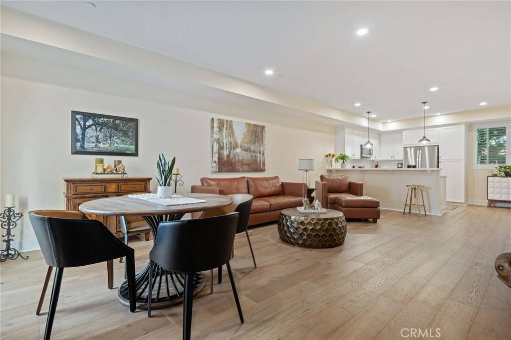 Ventura, CA 93001,44 Coronado ST #202