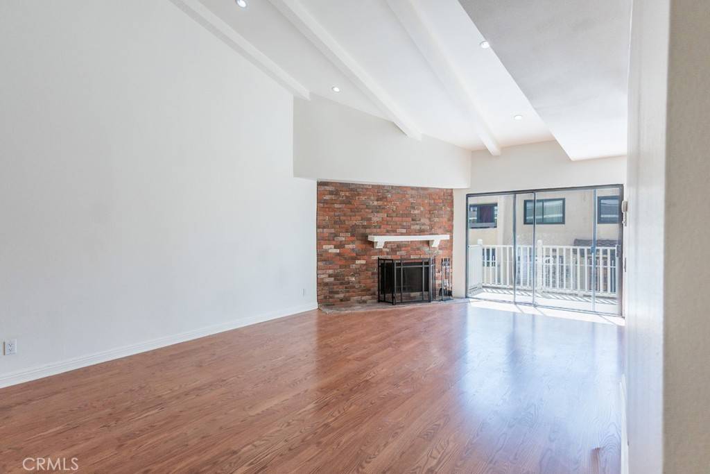 Northridge, CA 91325,18452 Lemarsh ST #48