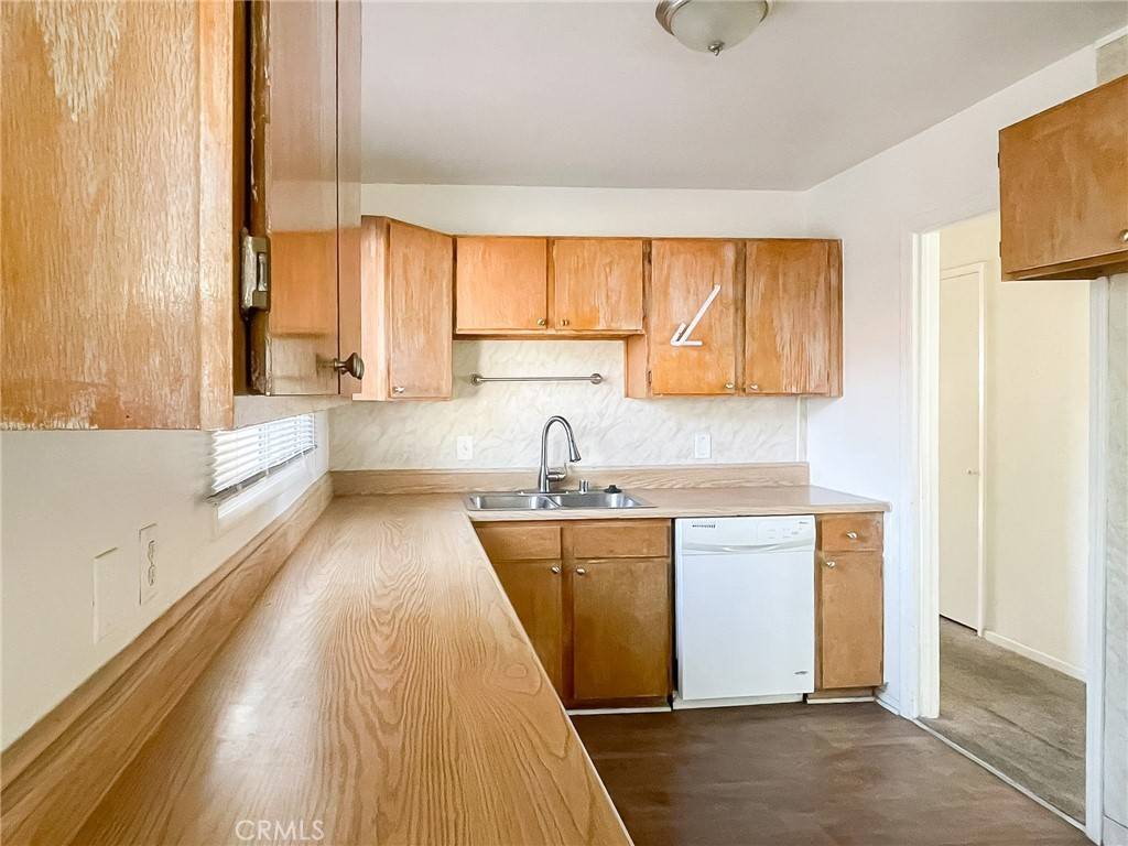 Lancaster, CA 93534,1560 W Avenue H10