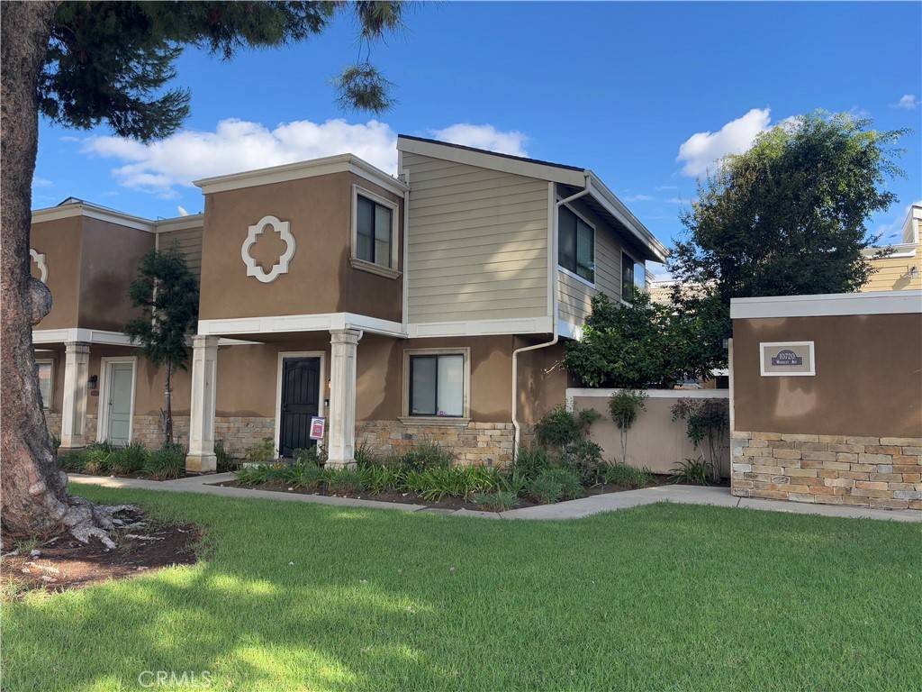 Granada Hills, CA 91344,10720 Woodley AVE #3