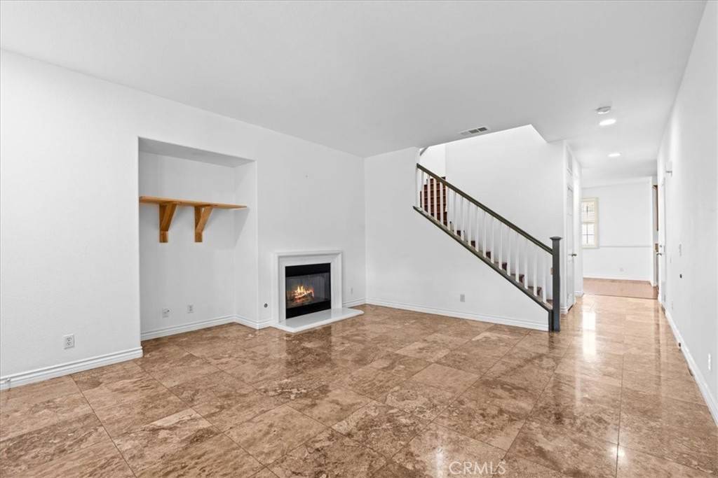 Anaheim, CA 92801,2709 W Madison Cir