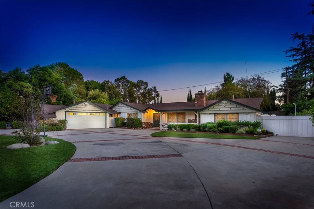 Sherwood Forest, CA 91325,17040 Community ST
