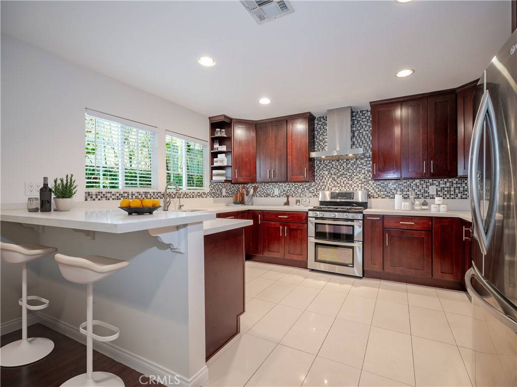 West Hollywood, CA 90046,7656 Fountain AVE