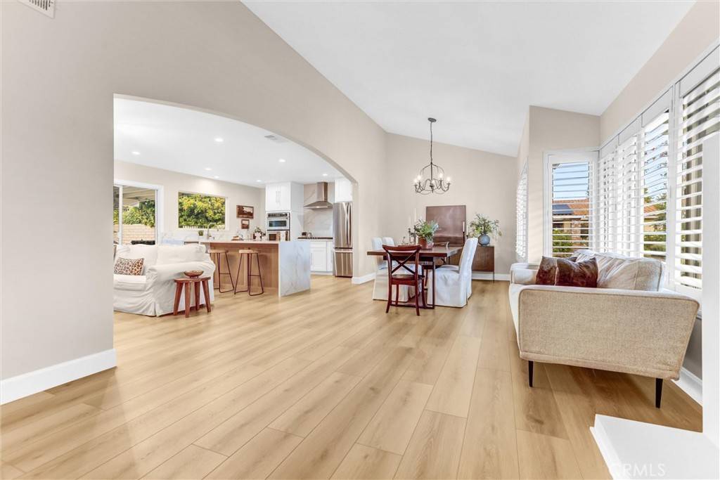 Thousand Oaks, CA 91320,865 Palmgrove