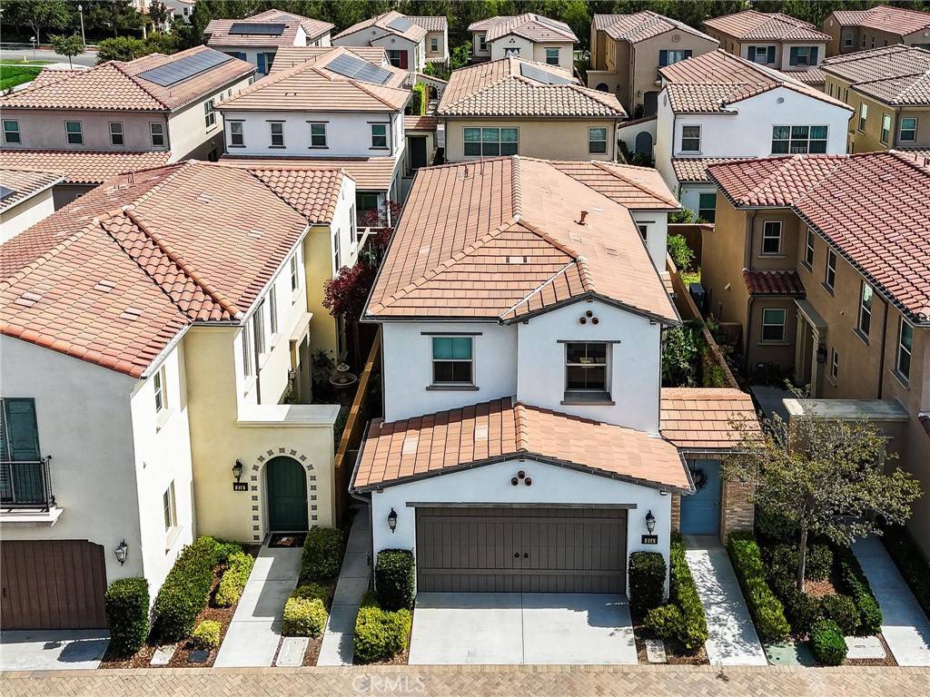 Irvine, CA 92618,214 Gaspar
