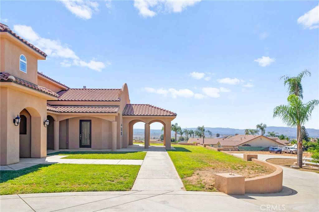 Highland, CA 92346,7419 Via Deldene
