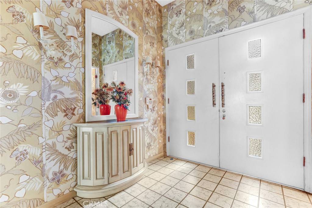 Tarzana, CA 91356,4817 Hermano DR