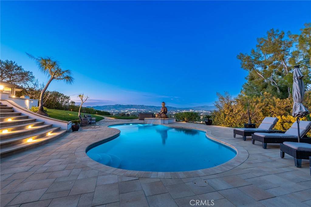 Woodland Hills, CA 91364,4854 Nomad DR