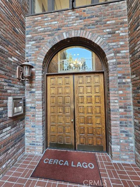 Toluca Lake, CA 91602,10310 Riverside DR #201