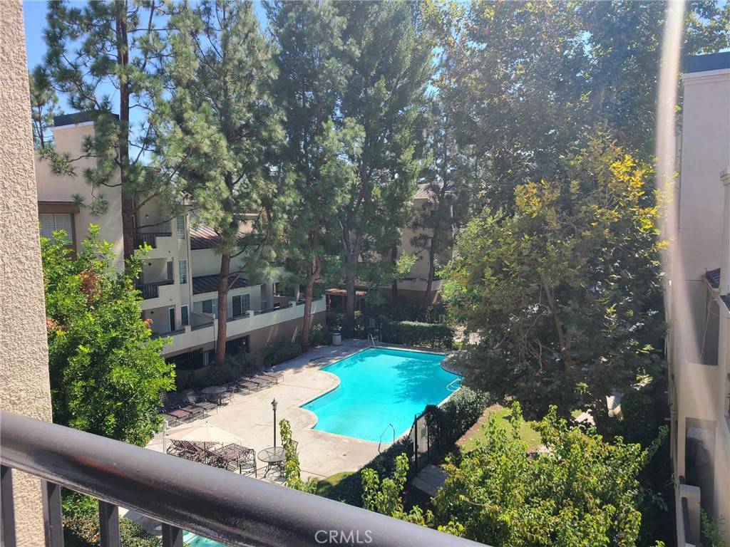 Woodland Hills, CA 91367,5540 Owensmouth AVE #316