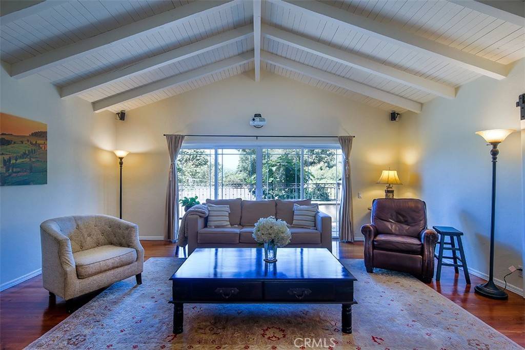 La Canada Flintridge, CA 91011,935 Bay Tree