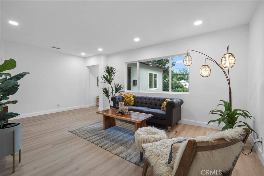 Highland Park, CA 90042,925 927 El Paso Drive