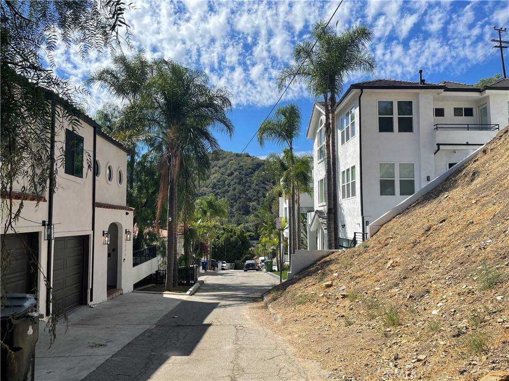 Studio City, CA 91604,3649 Potosi Ave