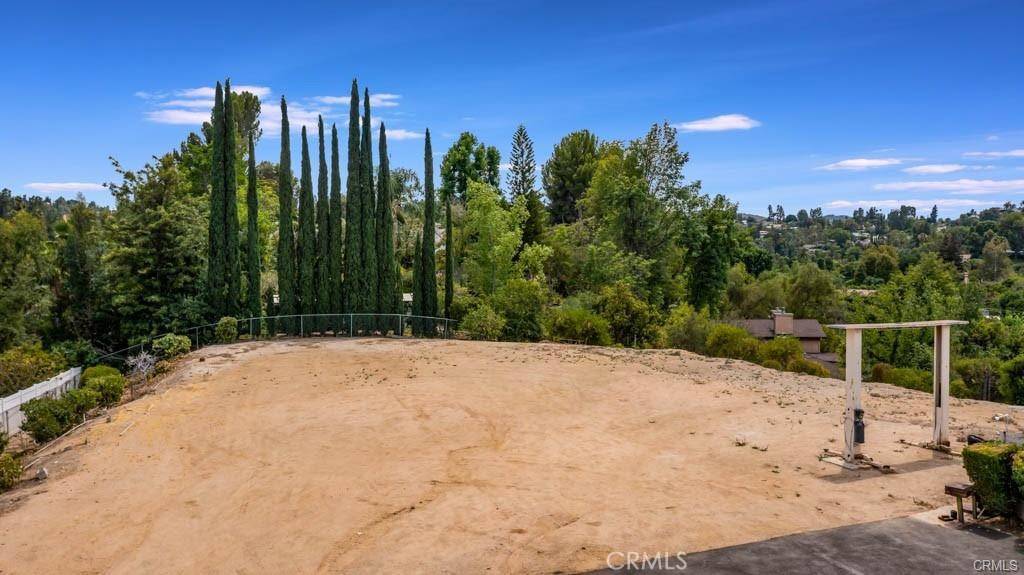 Woodland Hills, CA 91367,19950 Santa Rita