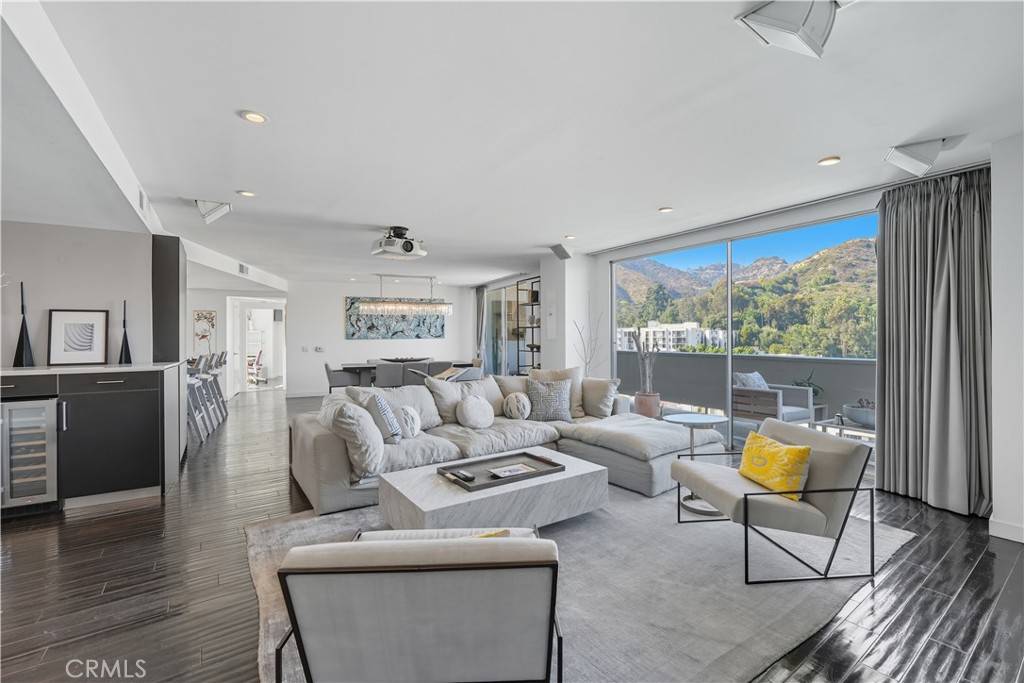 Los Angeles, CA 90046,7250 Franklin AVE #1203