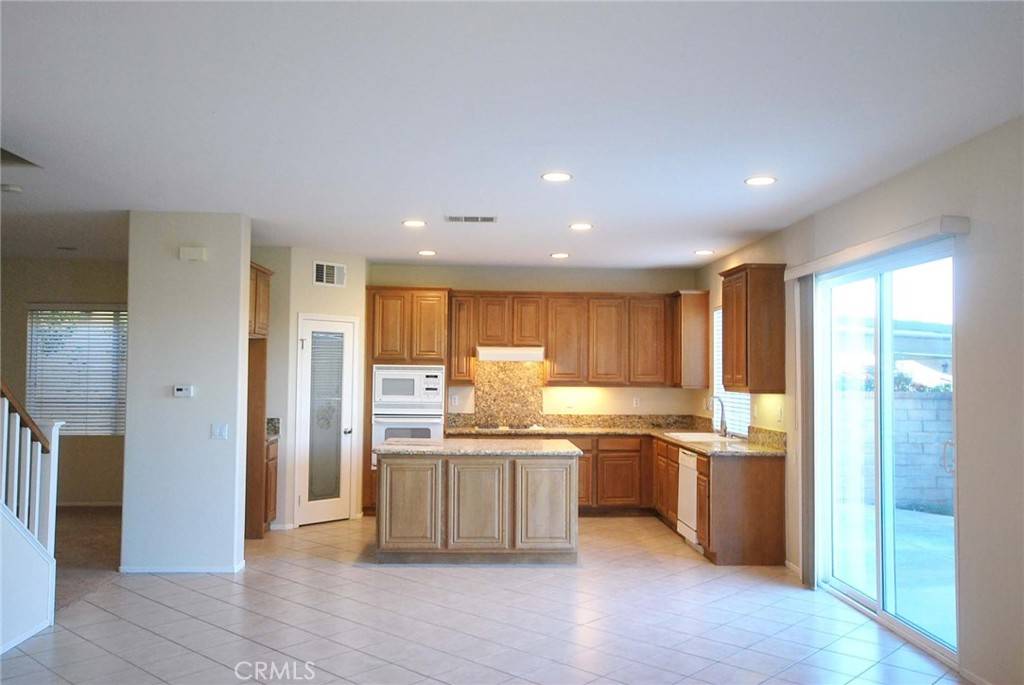 Valencia, CA 91355,27937 Alta Vista