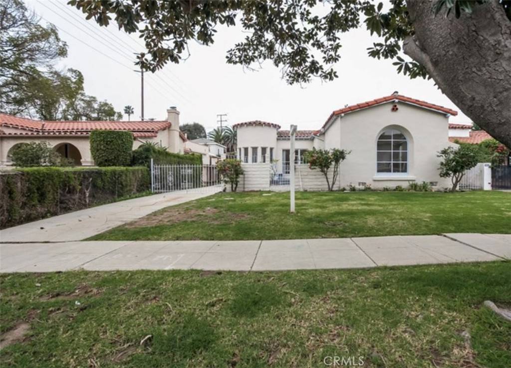 Westwood Century City, CA 90025,2049 Greenfield