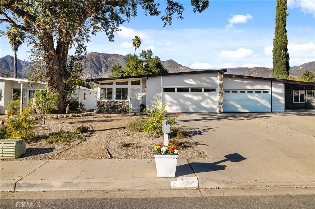 Ojai, CA 93023,1214 Gregory ST