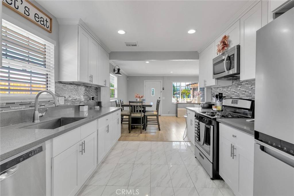 Lancaster, CA 93536,5327 W Avenue L2