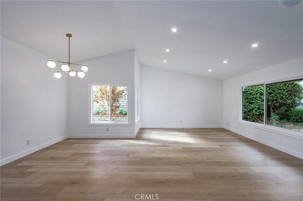 Newbury Park, CA 91320,572 Los Vientos