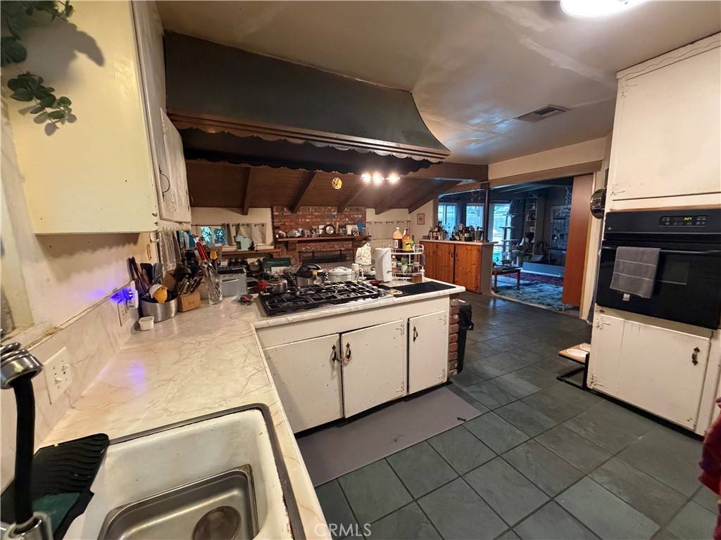 North Hills, CA 91343,9407 Collett